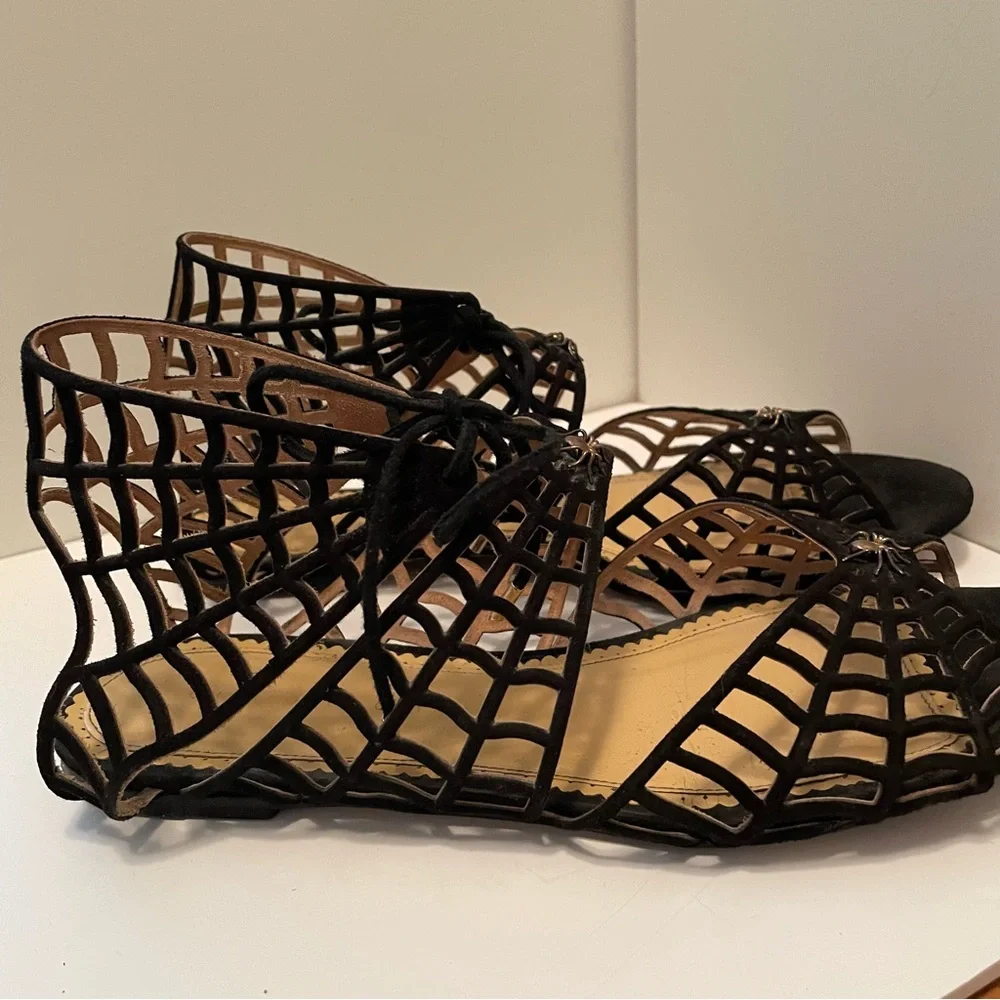 Charlotte Olympia Miss Muffett Black‎ Suede Shoes Size EU 40 Read Description